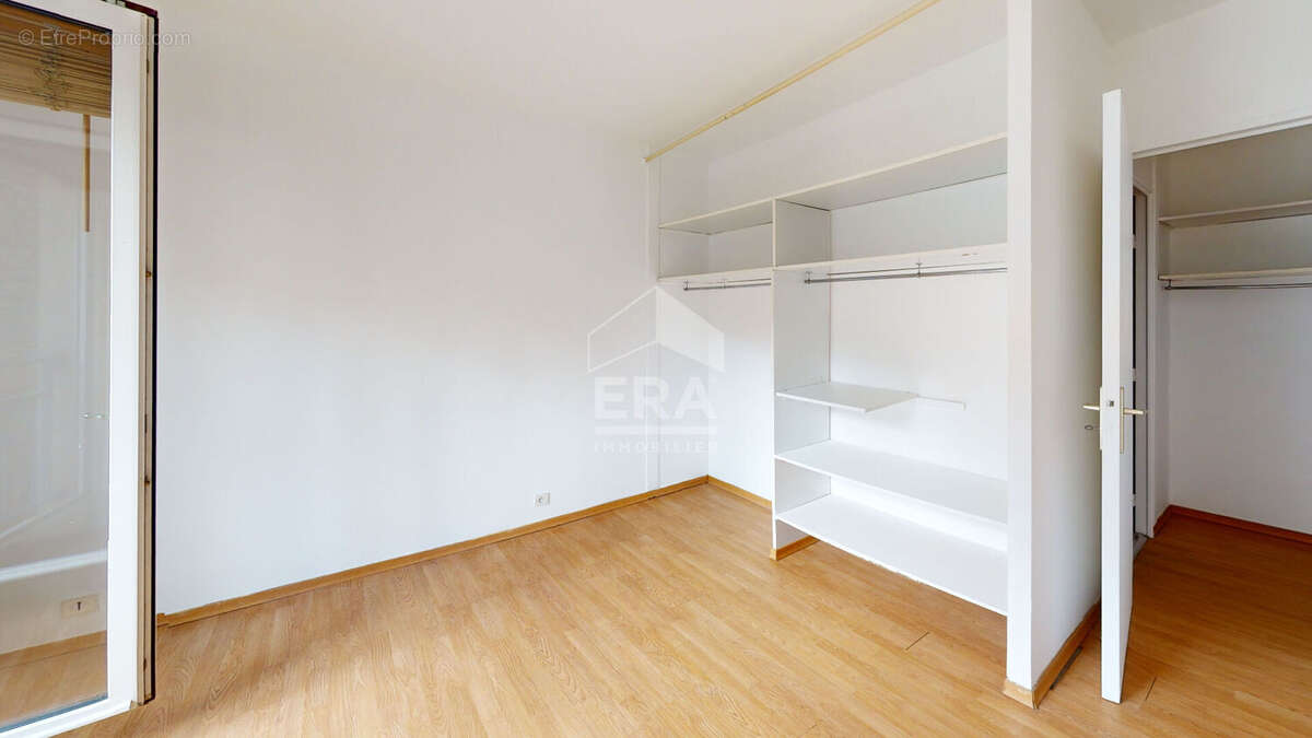 Appartement à PARIS-19E