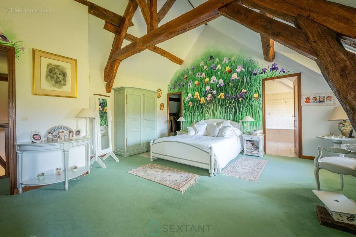 Maison à FONTAINEBLEAU