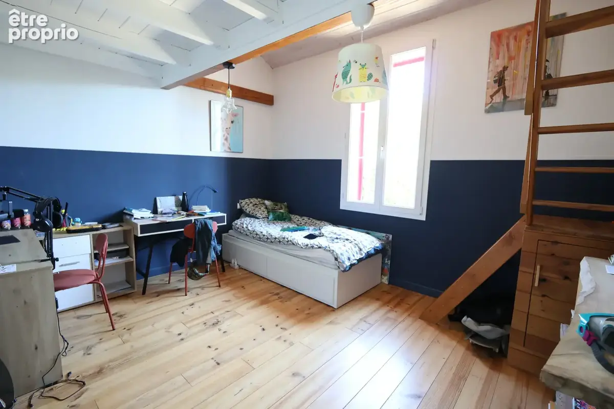 Maison à vendre 4 pièces principales + logement annexe t3 + piscine - lacanau-ville - photo 6