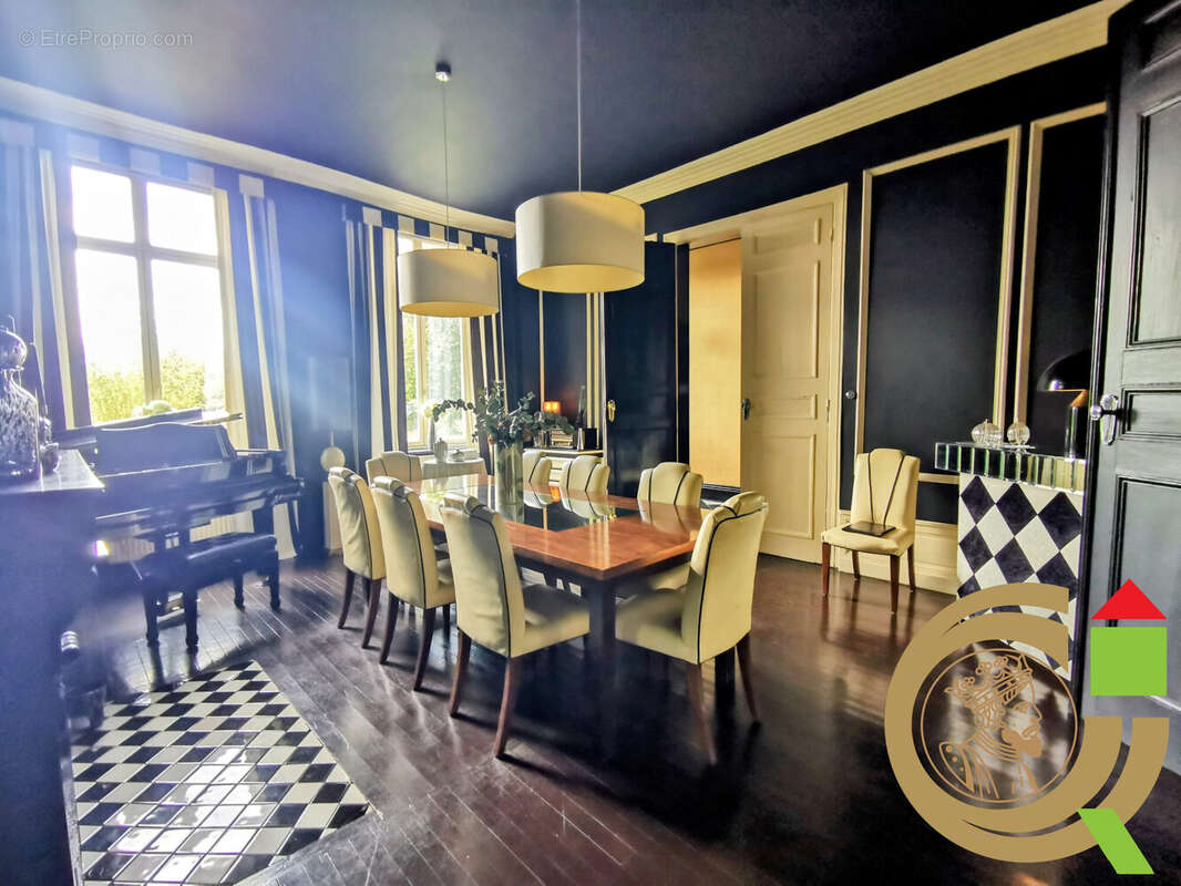 Maison à BERGUENEUSE