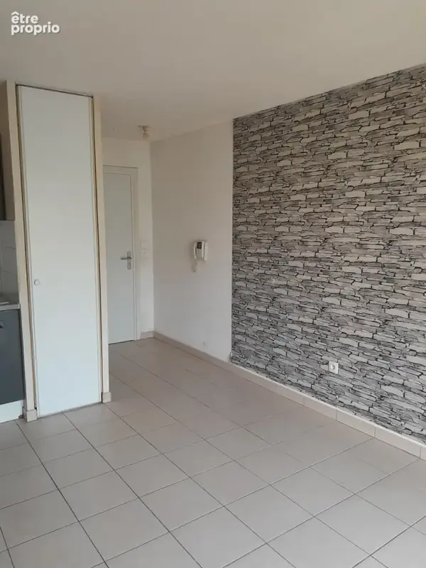Appartement t2 avec terrasse et parking - photo 3