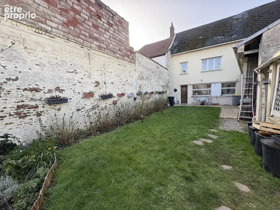 Maison avec commerce sur auxi le chateau - photo 9