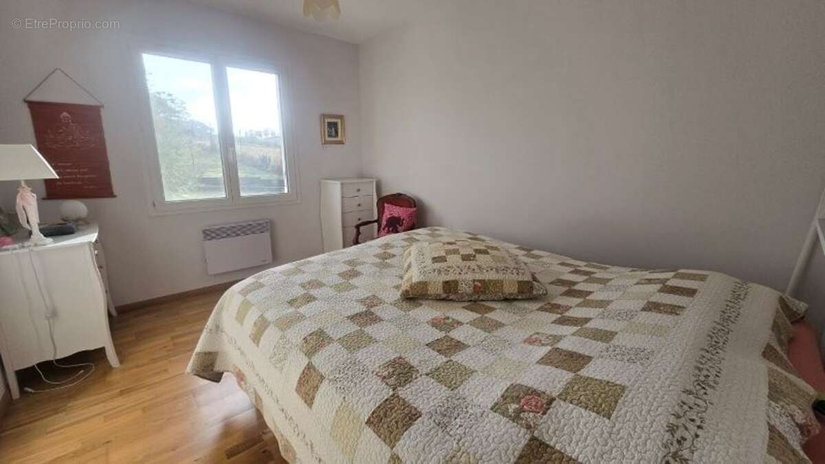 Maison à BELVEZE-DU-RAZES