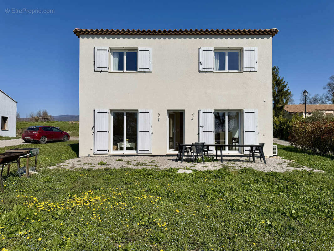 Maison à FORCALQUIER