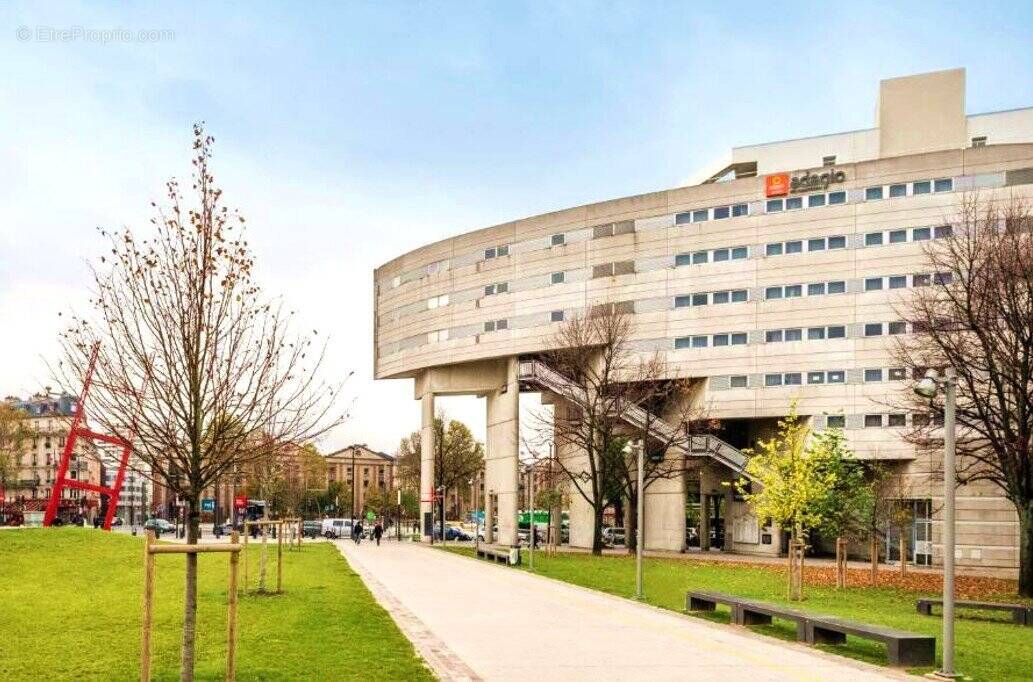 Appartement à PARIS-19E