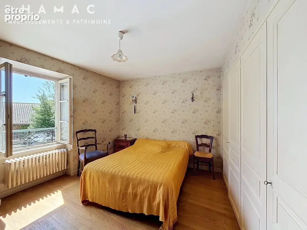 Maison de Village de 181 m2 avec jardin - photo 7