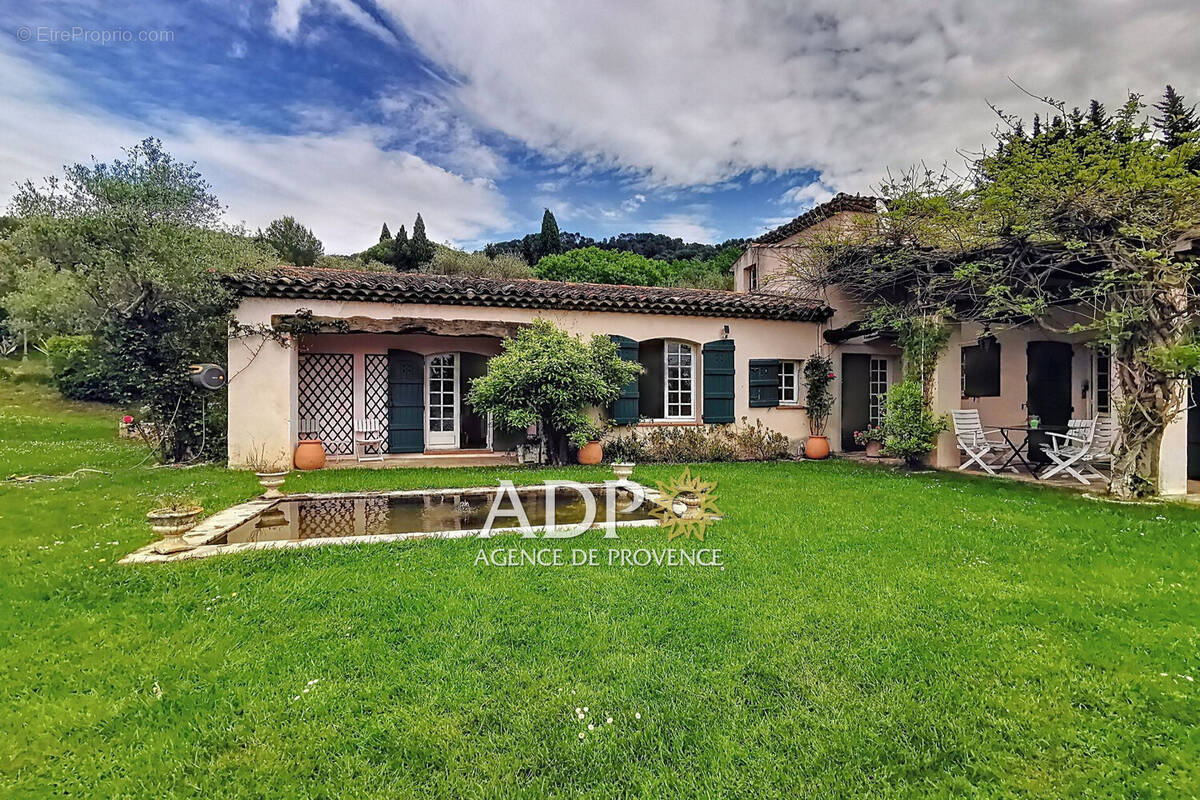 Maison à PEYMEINADE