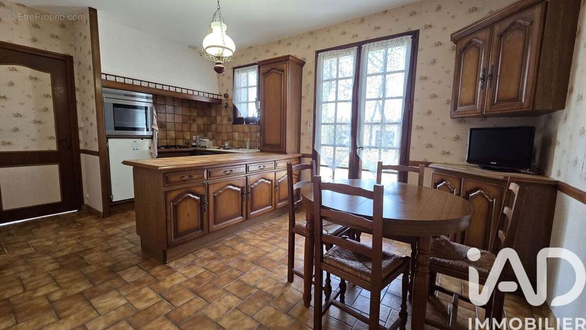 Photo 4 - Maison à SAINT-SATURNIN