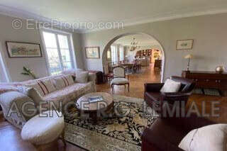 Maison 400 m² à Maisons-Laffitte  - photo 5