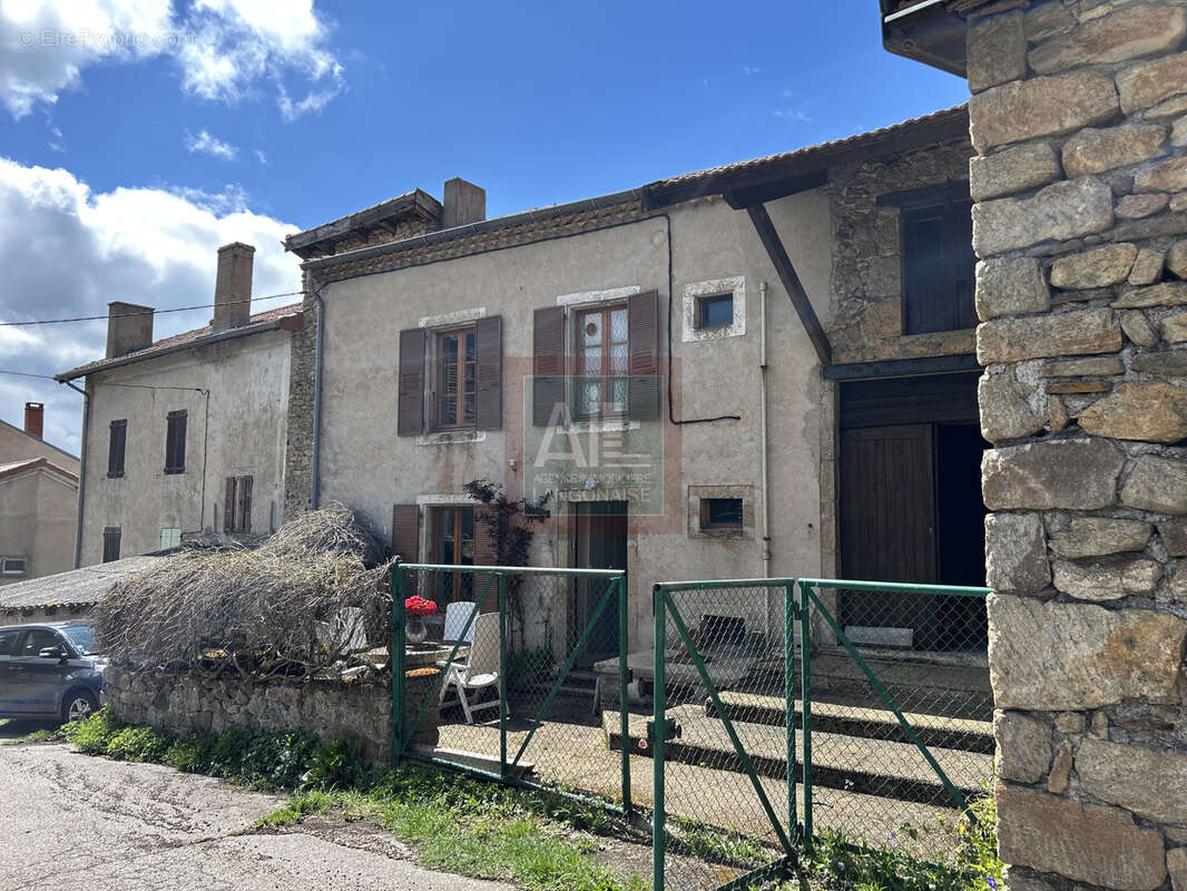 Maison à PRADELLES