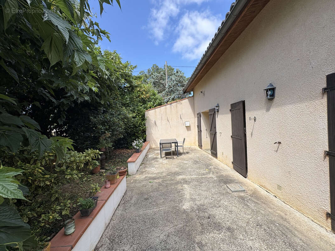 Maison T6 à vendre 31470 Bonrepos-sur-Aussonnelle ancienne ferme - photo 4