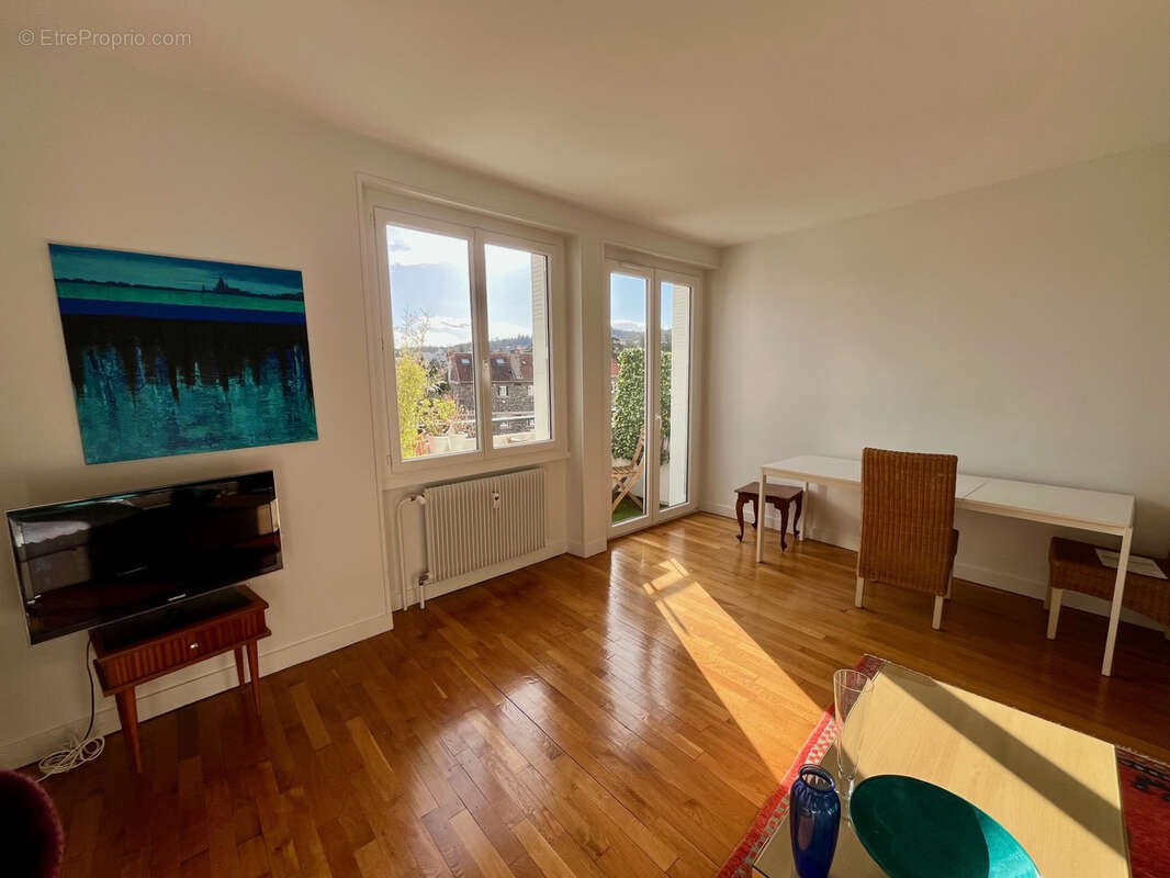 Appartement à CHAMALIERES