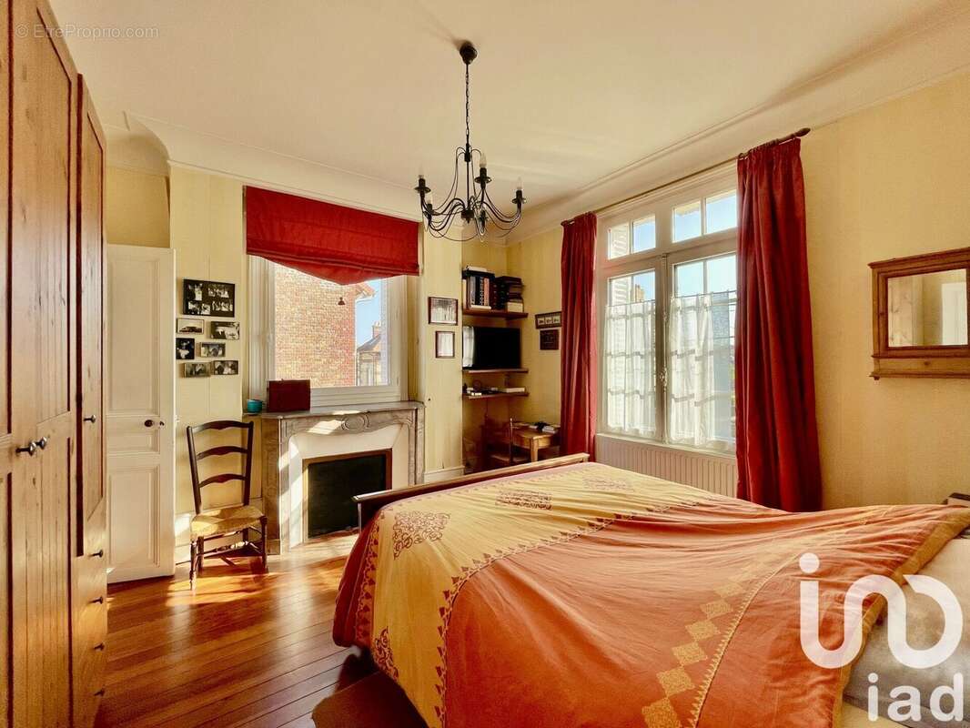 Photo 9 - Maison à COMPIEGNE