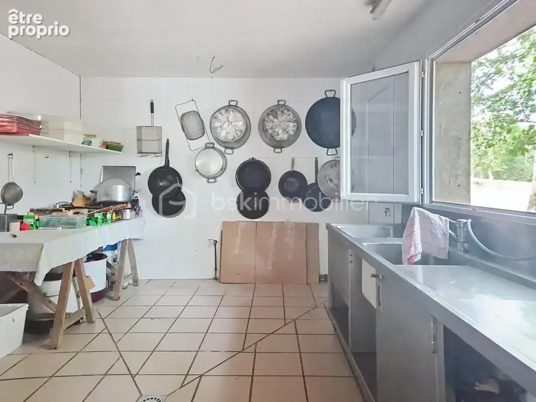 Propriété de caractère avec auberge sur plusieurs hectares – Lavit - photo 13