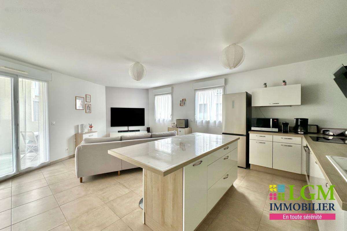 Appartement à NIMES