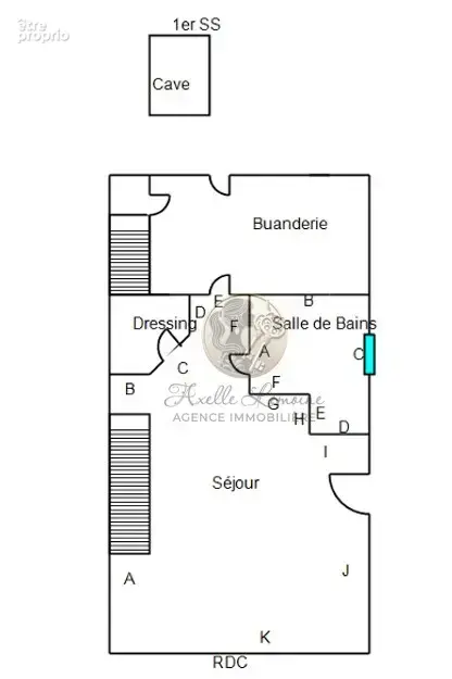 Saint-Martin-la-Plaine   Maison de village de caractère avec terrasse de 30m2 ombragée au cœur du village - photo 11
