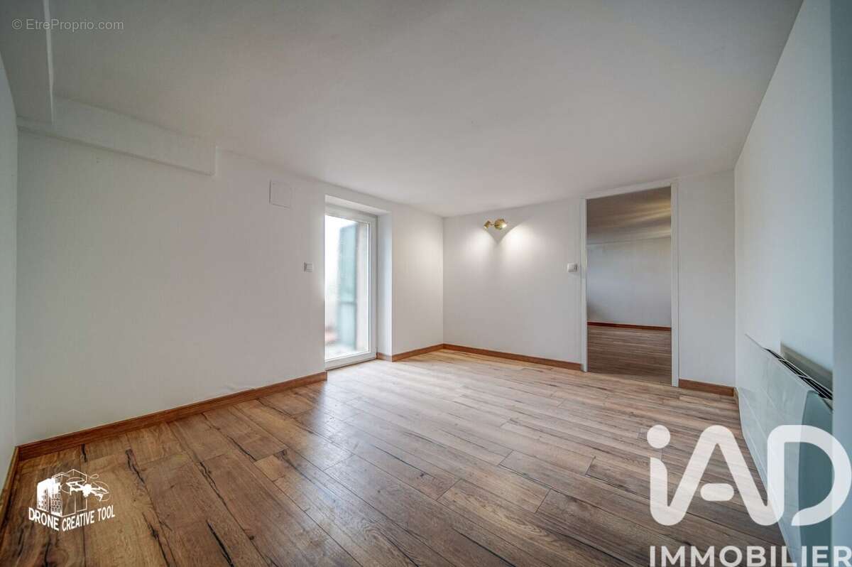 Maison 96 m² à Roncourt  - photo 6