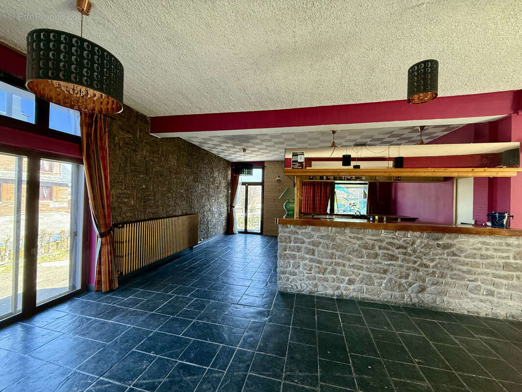 Commerce à BERTHELANGE