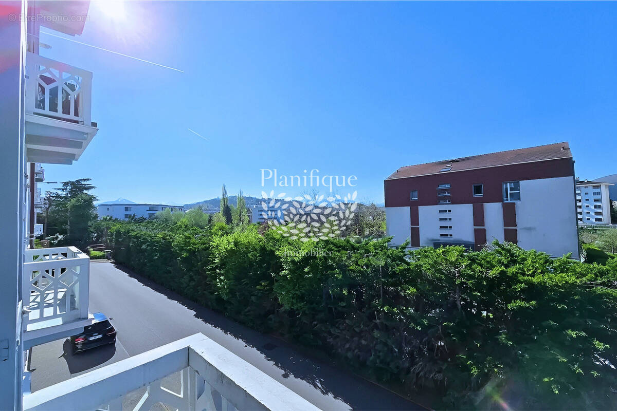 Appartement à VILLE-LA-GRAND