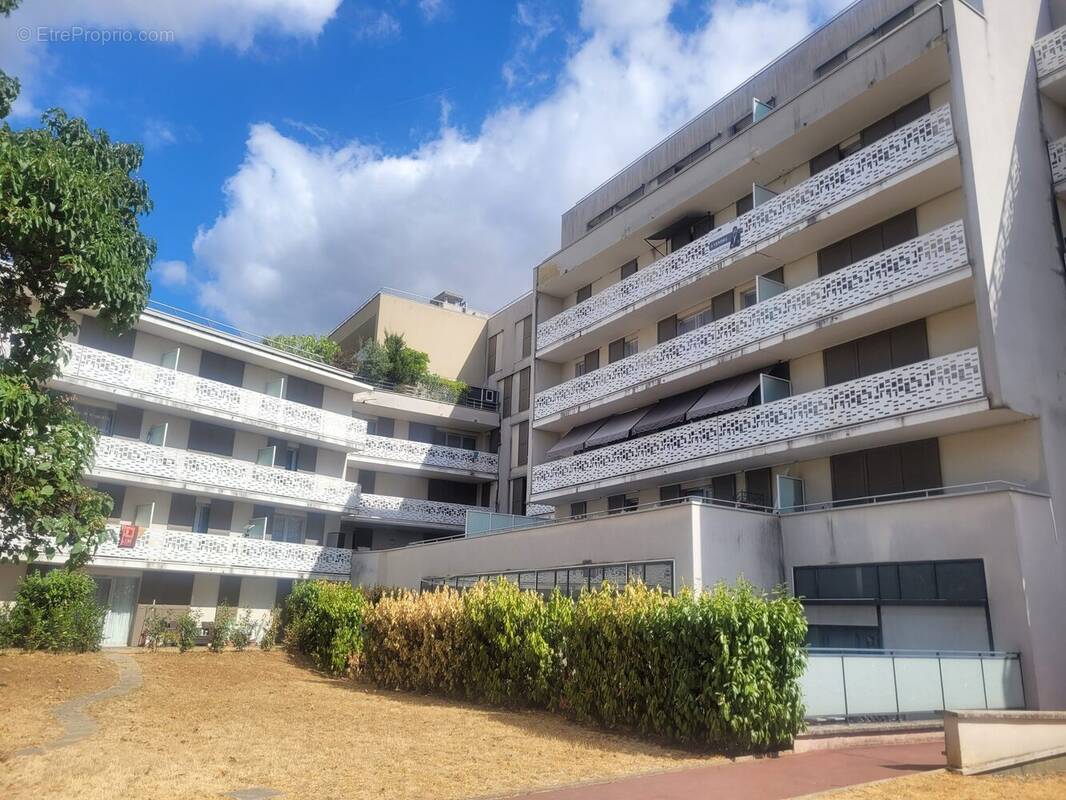 Appartement à LE BOURGET