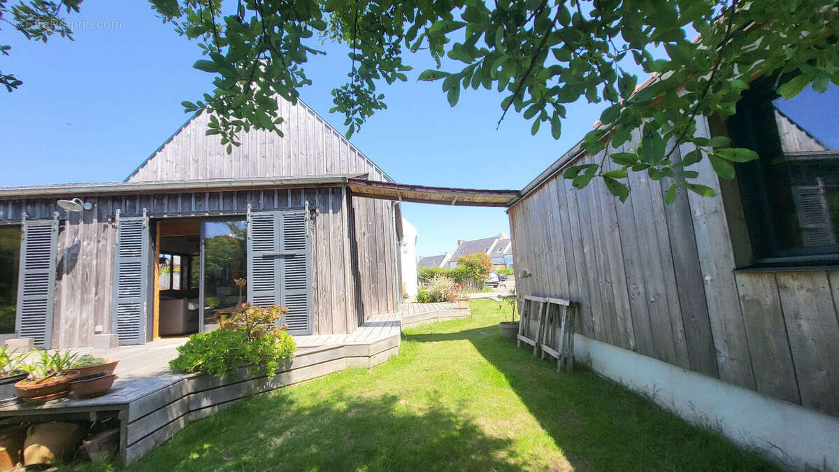 Maison à LOCMARIA
