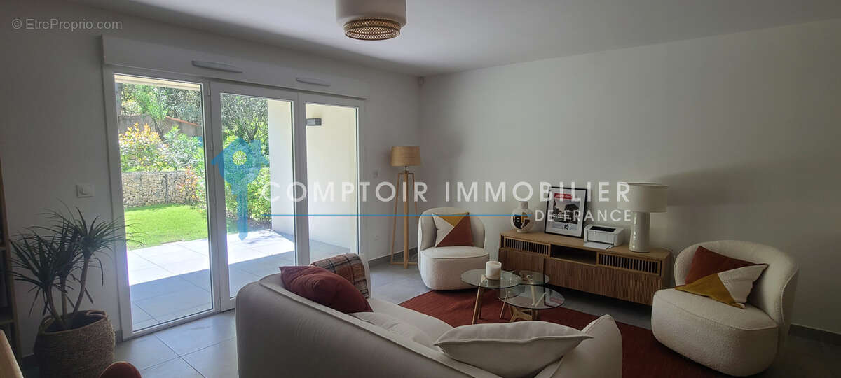 Appartement T3 avec terrasse, 2 garages - photo 7