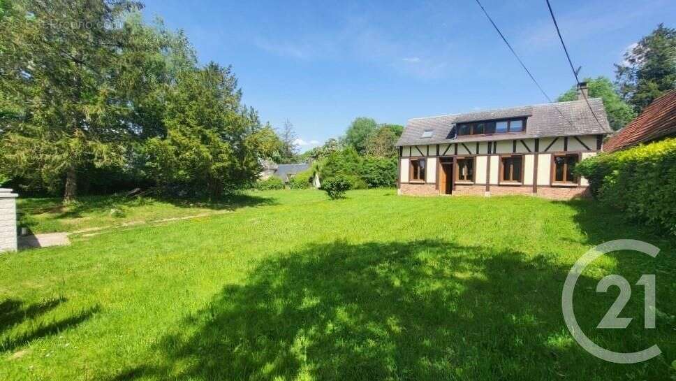 Maison à MESNIL-VERCLIVES