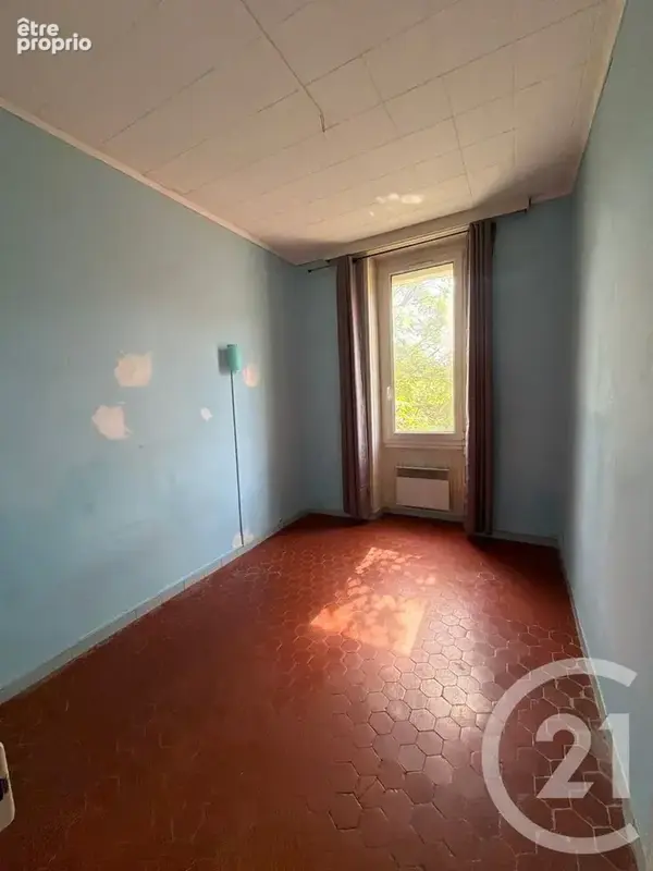 Appartement 2 pièces 49 m² à vendre à Marseille-4e (13004) - photo 2