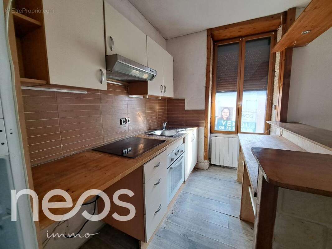 Appartement à CORGOLOIN