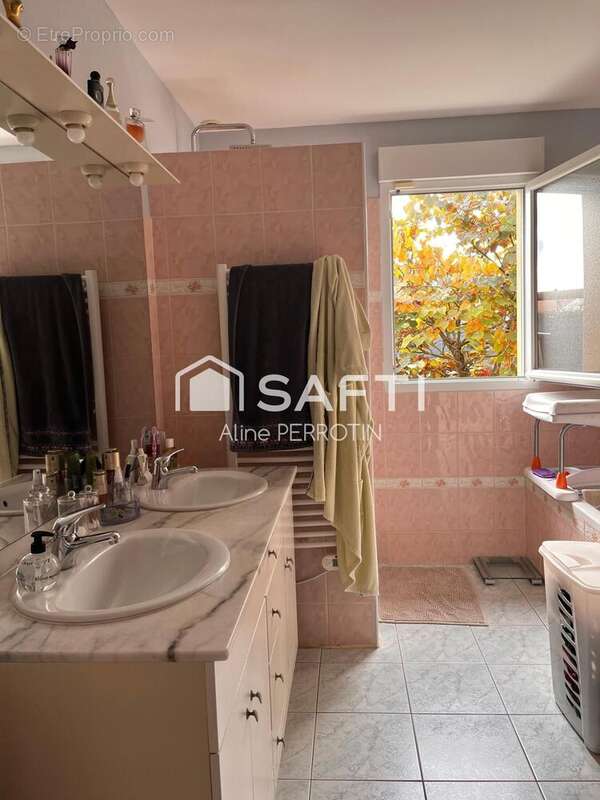 Photo 8 - Maison à VION