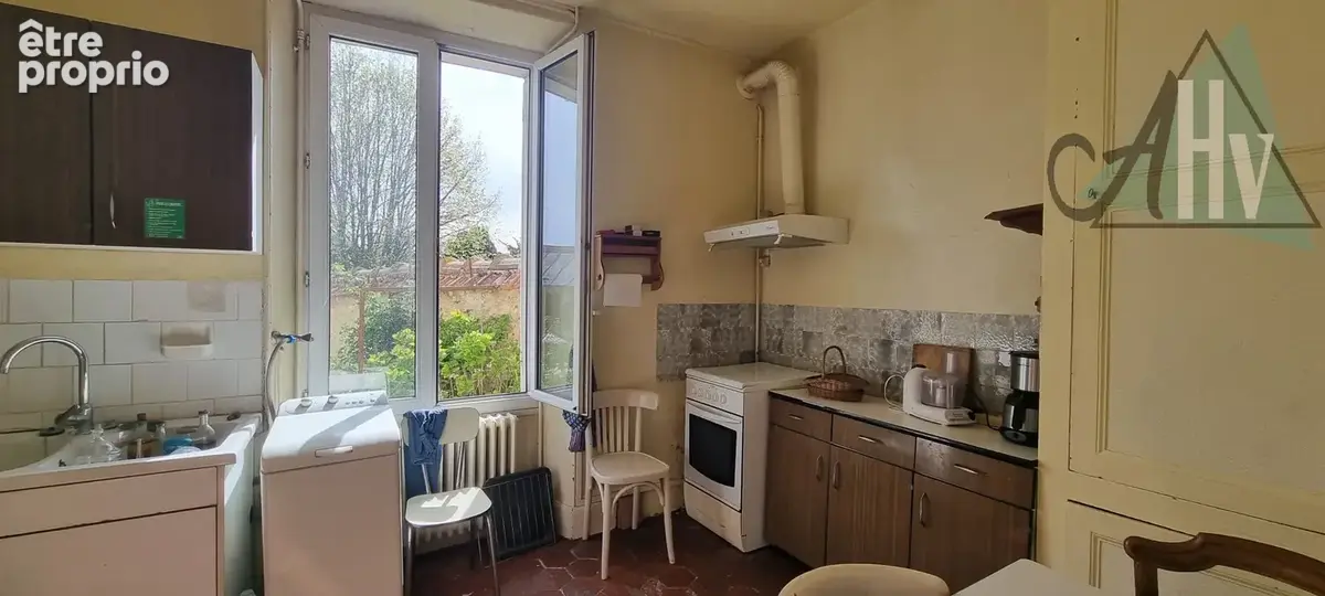 Maison bourgeoise - 150 m2 - 8 pièces - Provins - photo 8