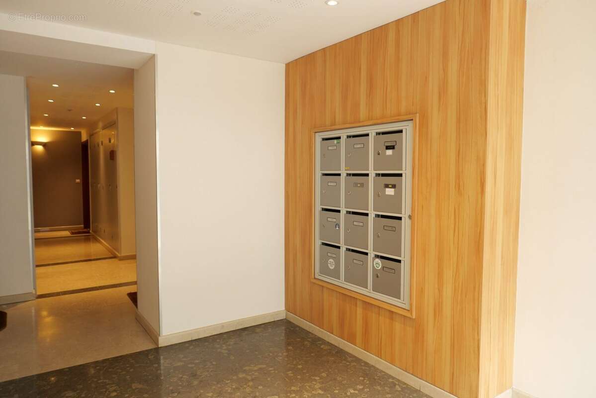 Appartement 59 m² à Tassin-La-Demi-Lune  - photo 9