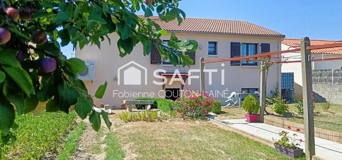 Photo 2 - Maison à AIZENAY