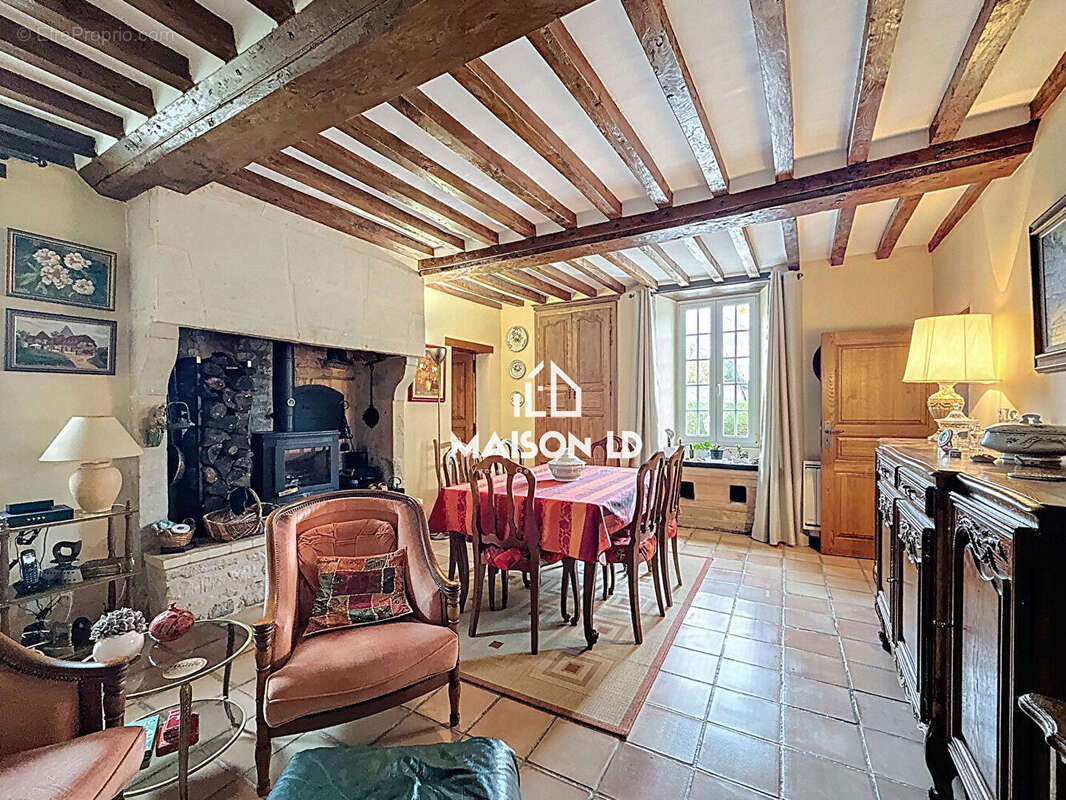 Maison à MANDEVILLE-EN-BESSIN