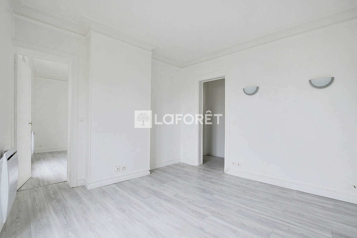 Appartement à PARIS-11E