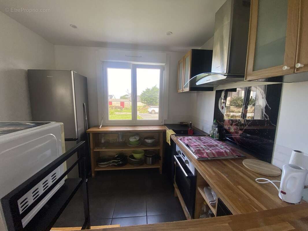 Maison à LAMPAUL-PLOUARZEL