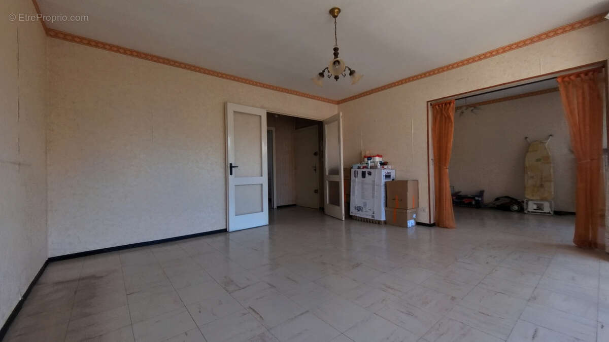 Appartement de 76 m2 avec garage   Valence - photo 3