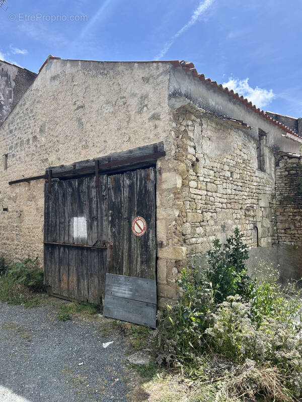 Maison à L&#039;ILE-D&#039;ELLE