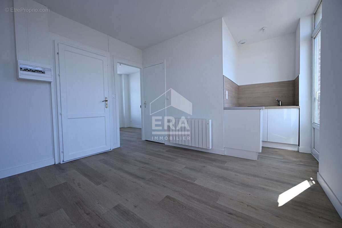 A Vendre - Ensemble immobilier 4 T2 + 1 commerce 141 m² - Berck plage - photo 7