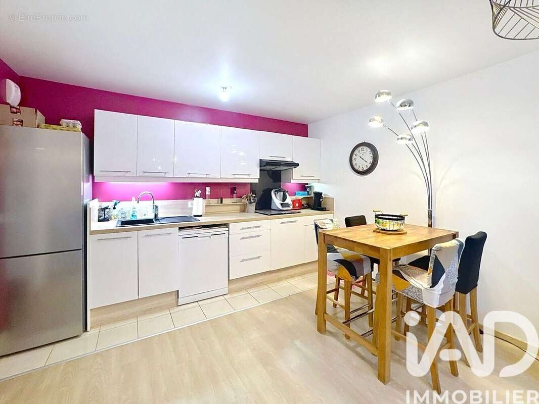 Photo 3 - Appartement à FLEURY-MEROGIS