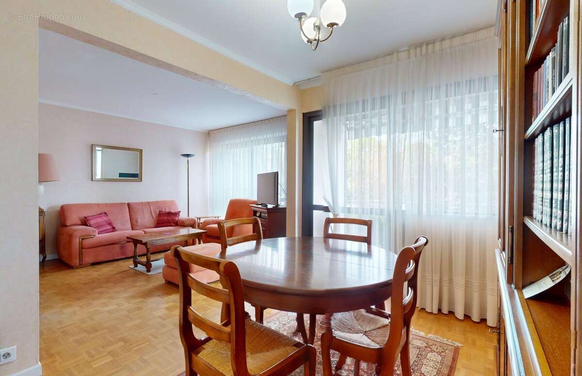 Appartement à LYON-5E