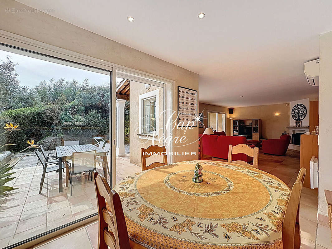 Maison à RAYOL-CANADEL-SUR-MER