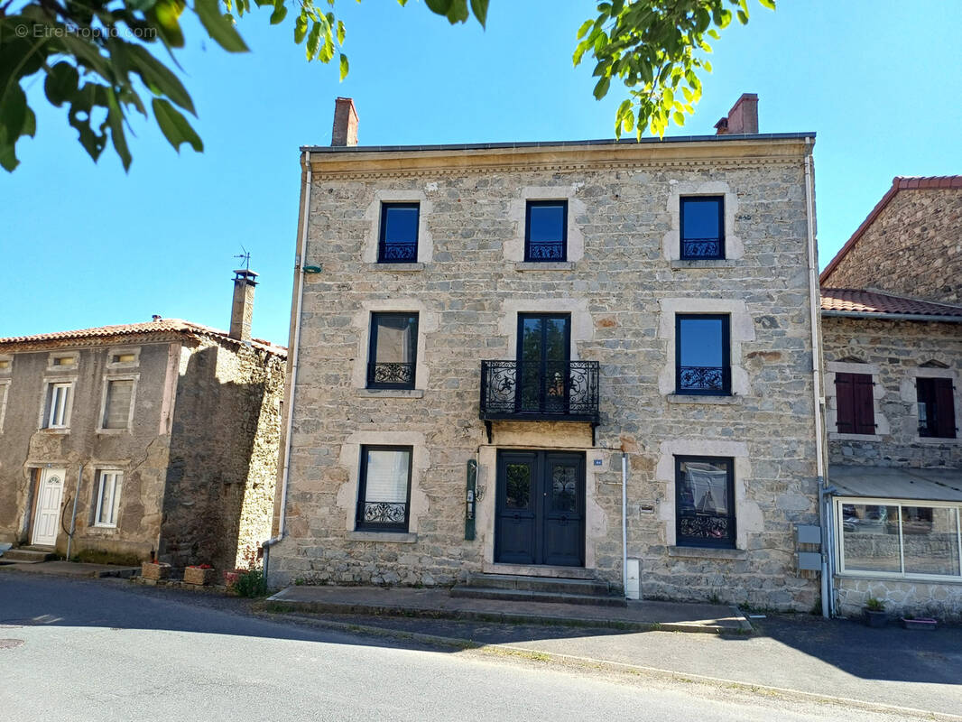 Maison à SAINT-GEORGES-LAGRICOL