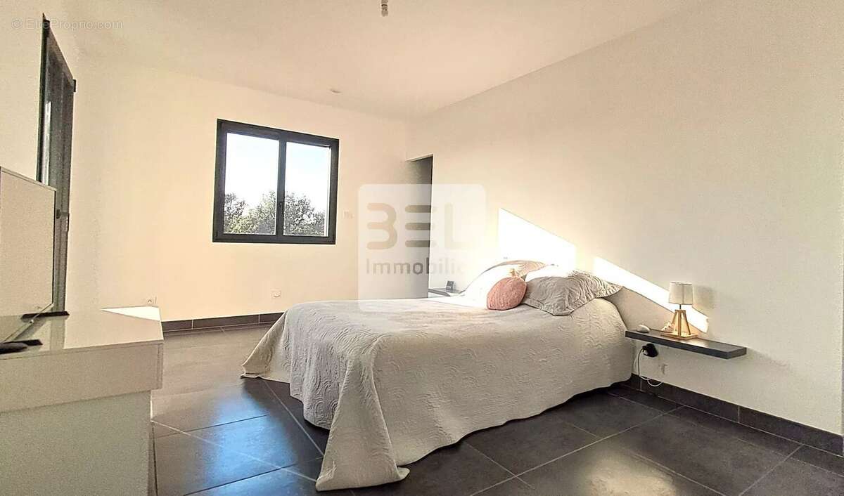 Maison à SAINT-MAXIMIN