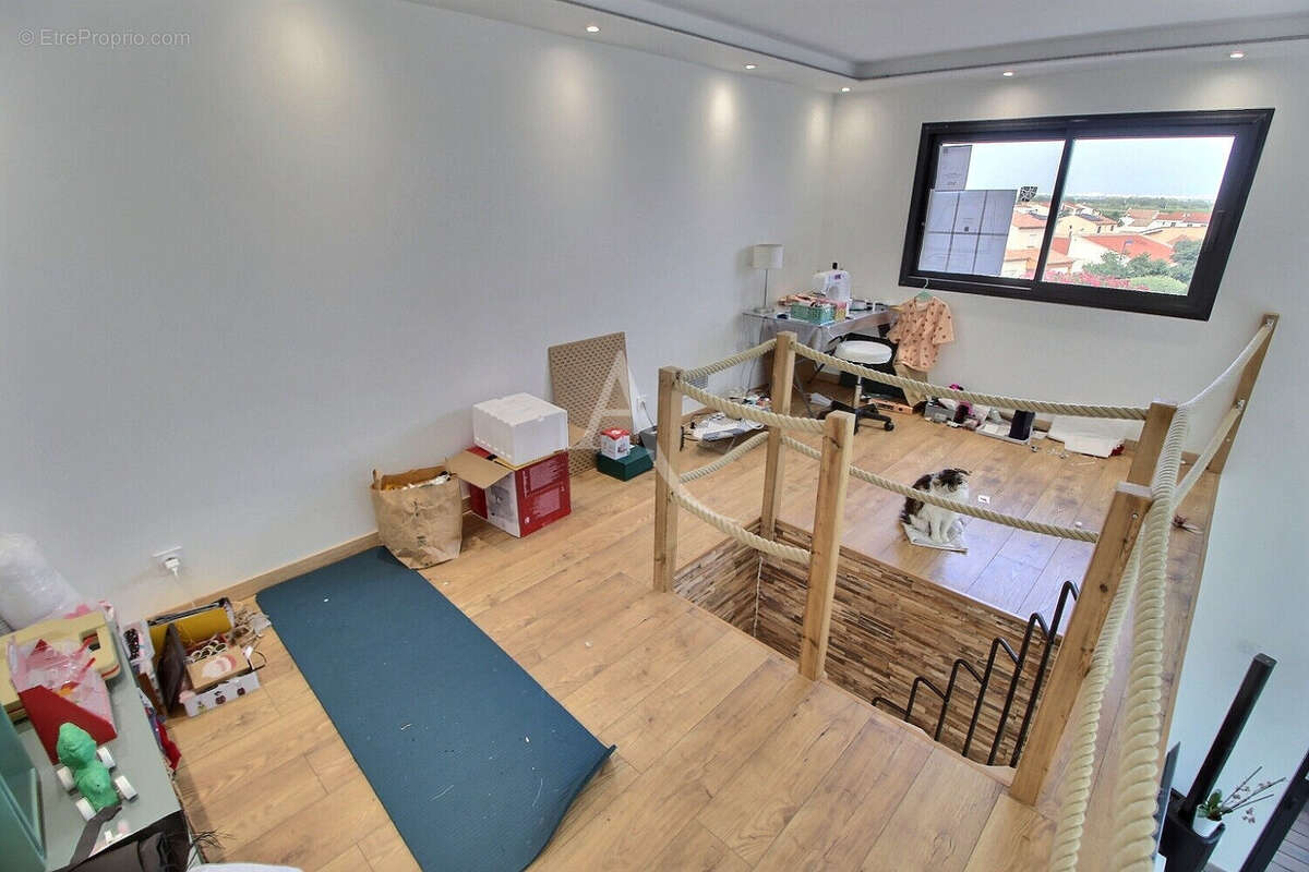 Villa comptemporaine 4 faces de 110 m² habitables dans  quartier residentiel - photo 12