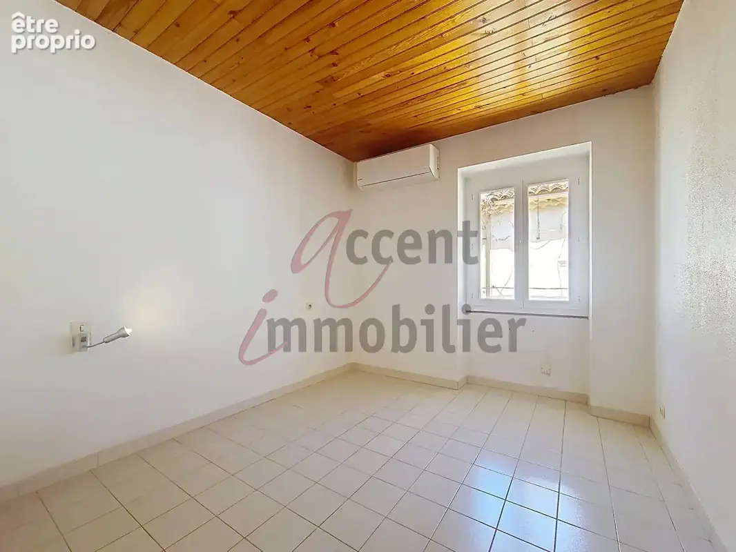Cabannes : Maison de village avec garage - photo 11