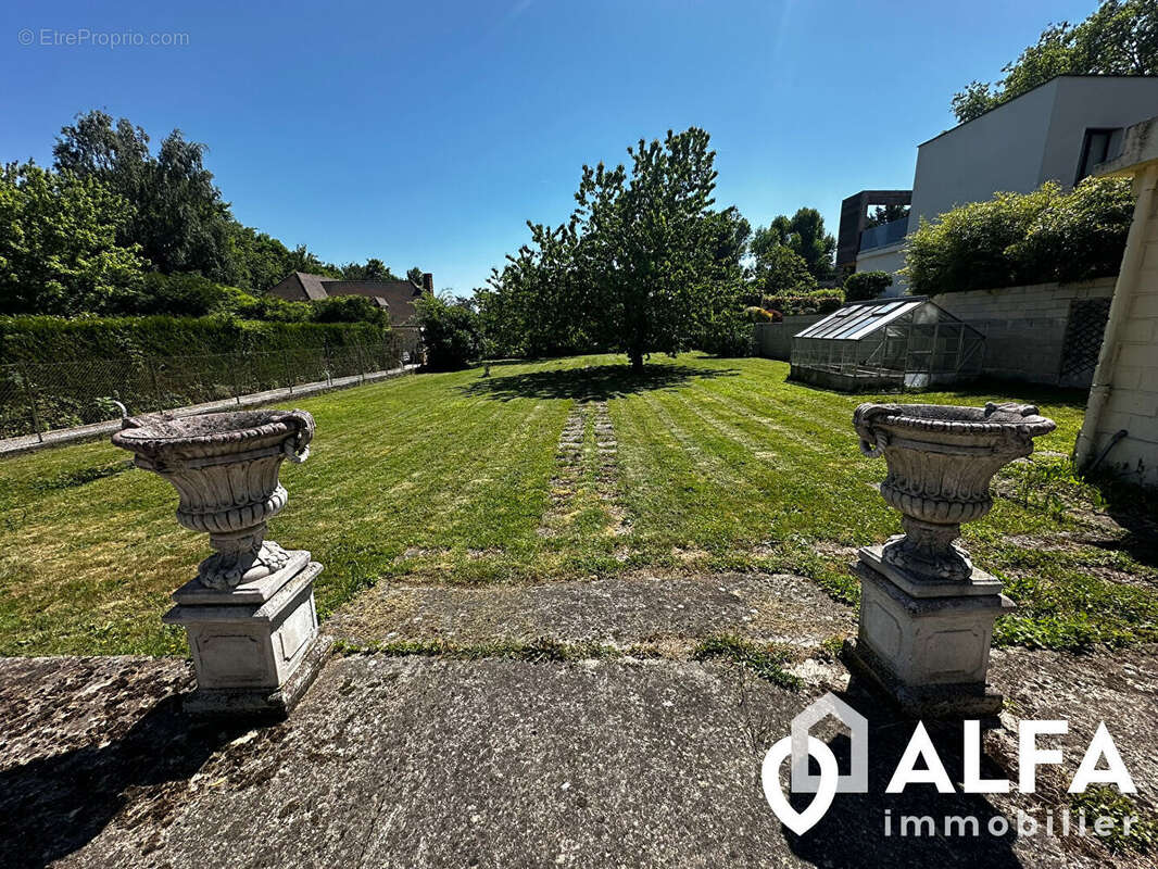 Maison à MONTMORENCY