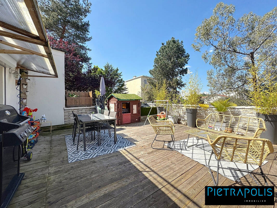 Appartement à DARDILLY