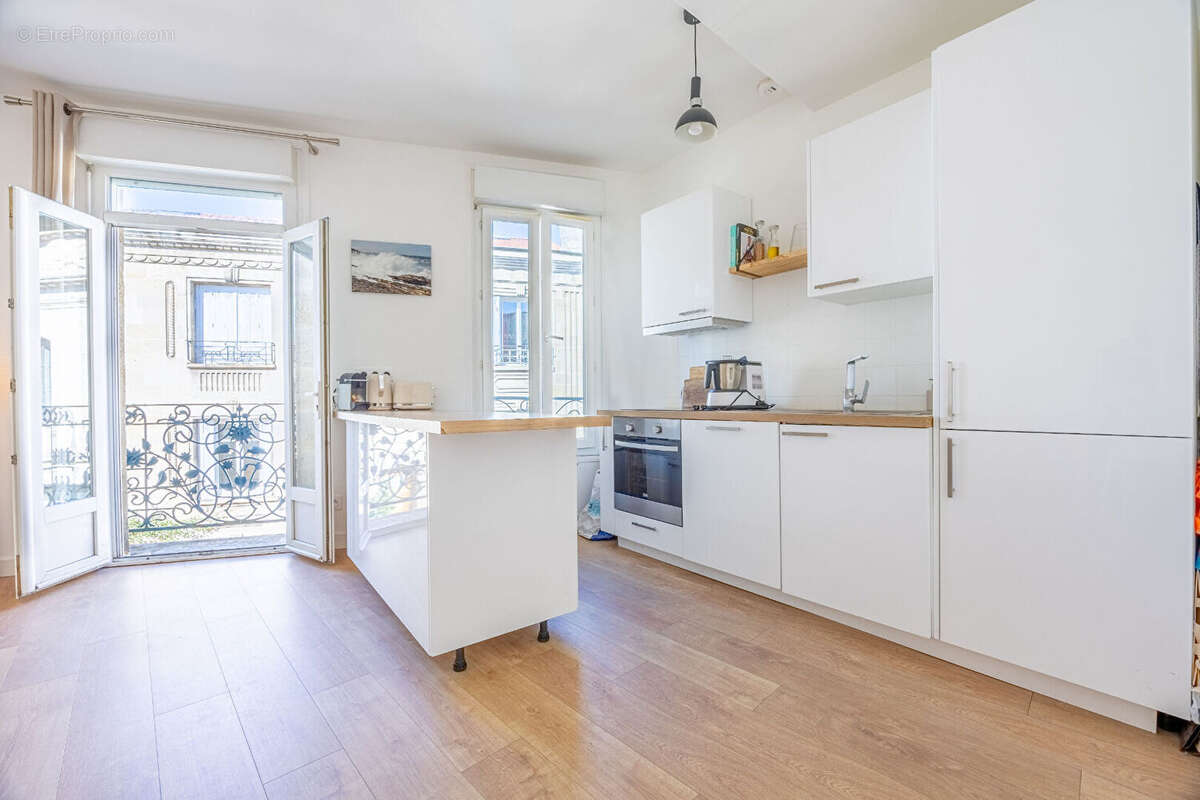 Appartement à BORDEAUX