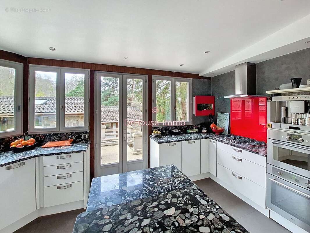 Maison 155 m² à Saint-Cyr-Sous-Dourdan  - photo 32